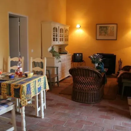 Konukevi Quinta Mimosa